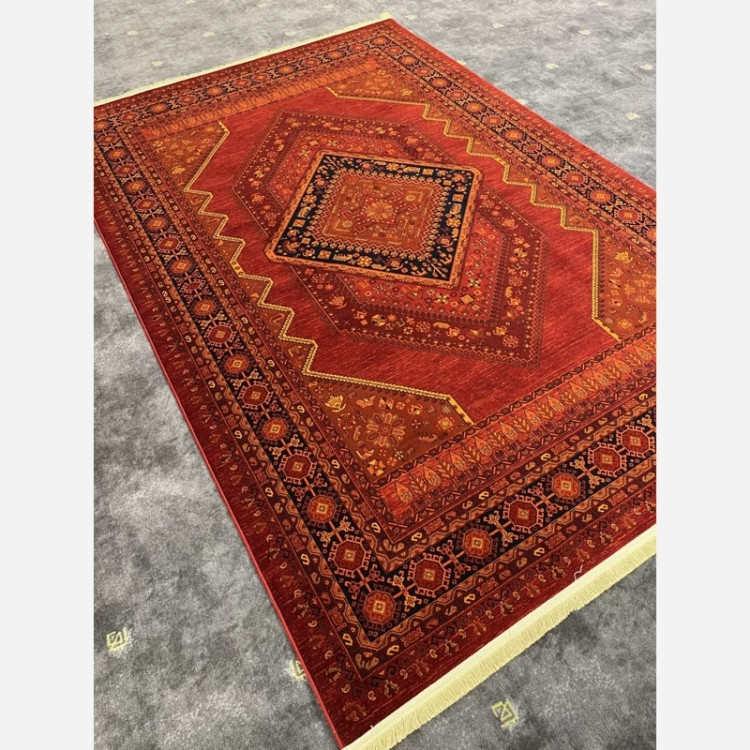 فرش 700 شانه قرمز طرح بلوچ 8040